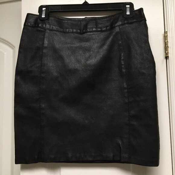 Black stretch leather mini skirt, s40 - Picture 2 of 9